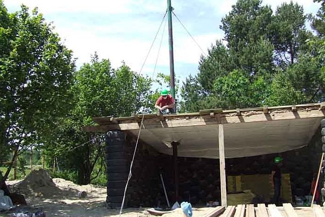 W Polsce powstaje pierwszy earthship