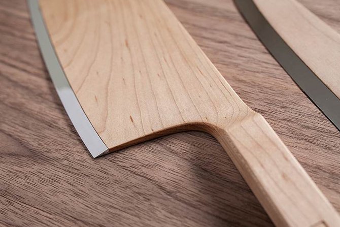 Noże z drewna klonowego