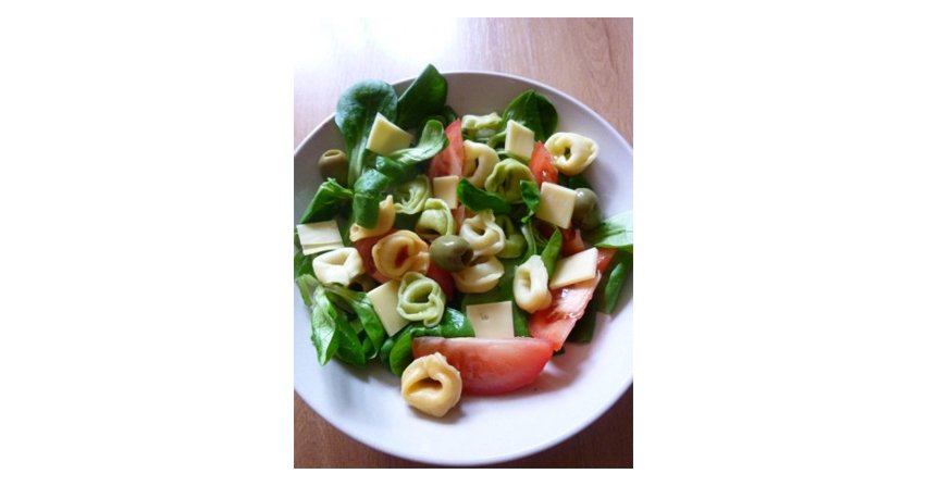 Sałatka z tortellini