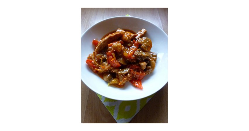 Schab z papryką i pieczarkami