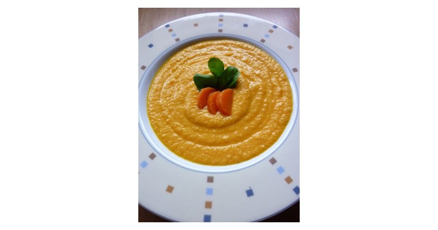Zupa krem z marchewki i mleka kokosowego