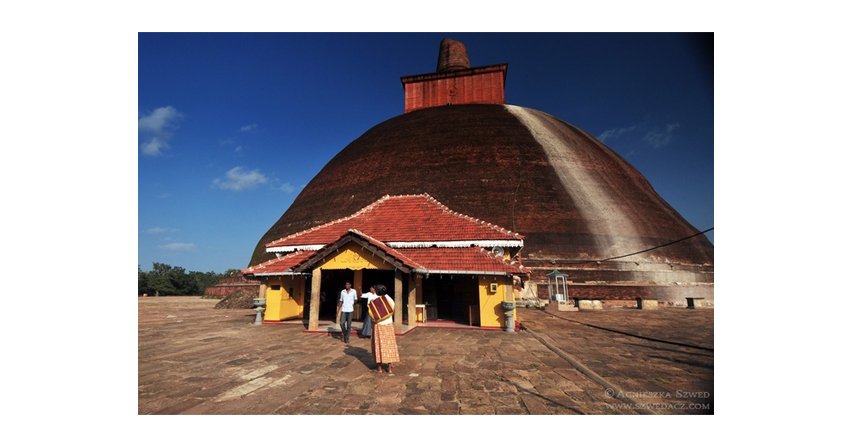W pierwszej stolicy Sri Lanki - Anuradhapura