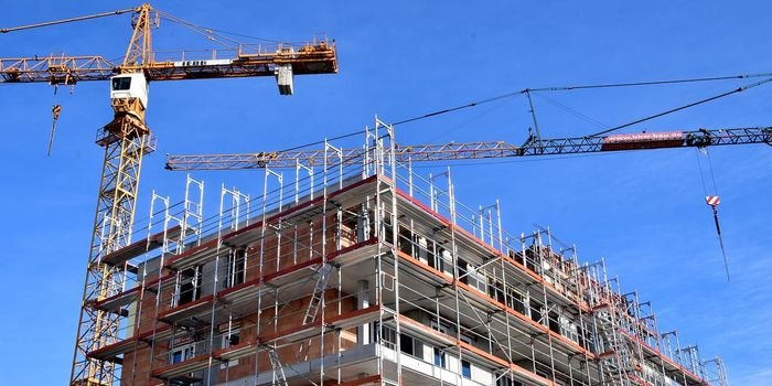 Jak długo Polacy muszą pracować na własne mieszkanie?