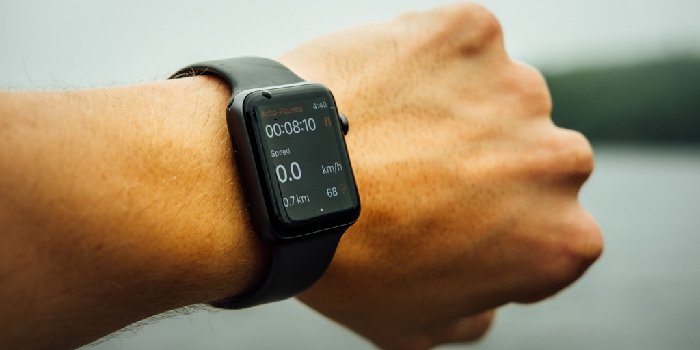 Czym jest smartwatch, jak działa i jak wybrać model dla siebie?