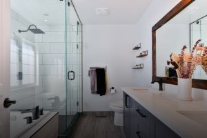 Sprawdź jak zaprojektować funkcjonalną i elegancką łazienkę »