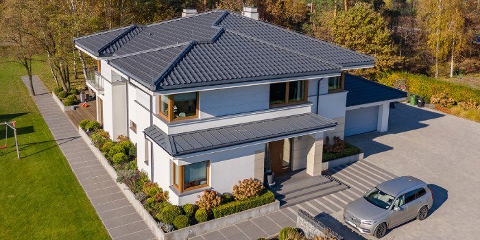 Ekspert CREATON radzi – jakie są podstawowe zasady doboru pokrycia dachowego