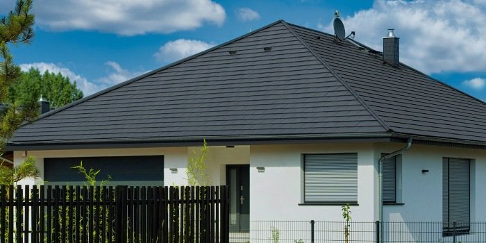 Dachówka cementowa – solidny dach w dobrej cenie