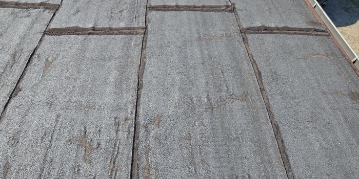 Wiosenny przegląd dachu płaskiego