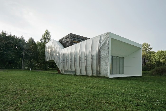 Światło pod płaskim dachem – unikalny Wormhouse