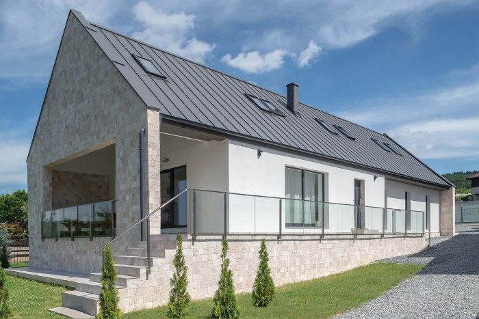 Innowacje i projekty z wykorzystaniem blachy na rąbek stojący