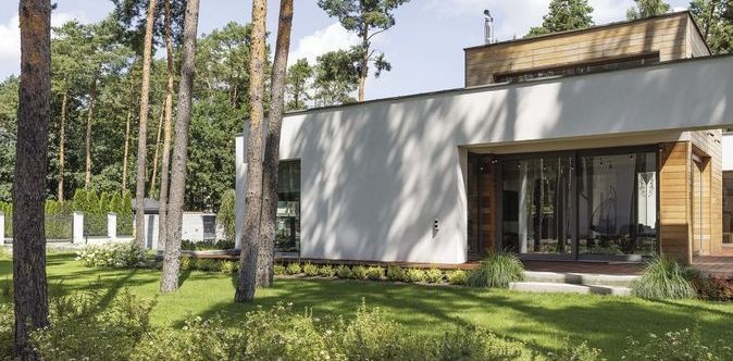 Nowoczesne dachy płaskie – konstrukcja i materiały