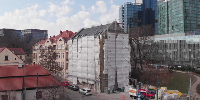 Nowoczesna termomodernizacja: od wymiany okien po powłokę pasywną