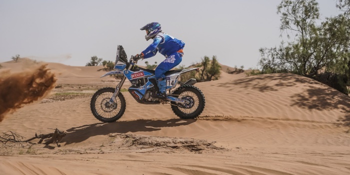 VELUX Polska oficjalnym partnerem Roberta Przybyłowskiego w Rajdzie Dakar 2026