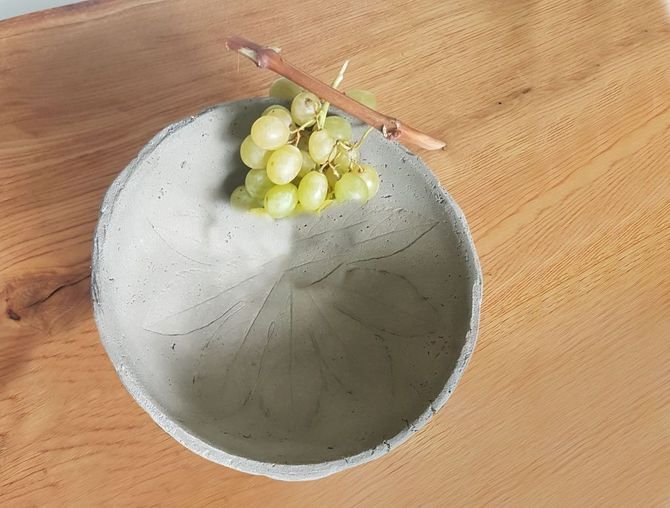 Misa na owoce z motywem botanicznym