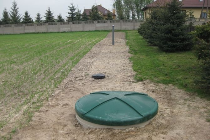 Szambo ekologiczne czy biologiczna oczyszczalnia ściek&oacute;w?
Fot. Ekohouse