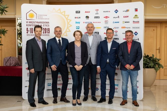 Od lewej: Marek Śliwiński, Jacek Kulig, Bożena Serwatka-Berbeć, Jacek Michalak, Kamil Kiejna, Grzegorz Burzyński
Fot. SSO