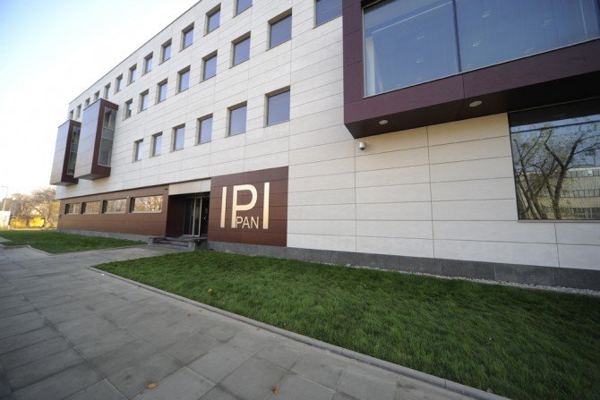Budynek biurowo-dydaktyczny Instytutu Podstaw Informatycznych PAN, Warszawa, EQUITONE [tectiva] TE10