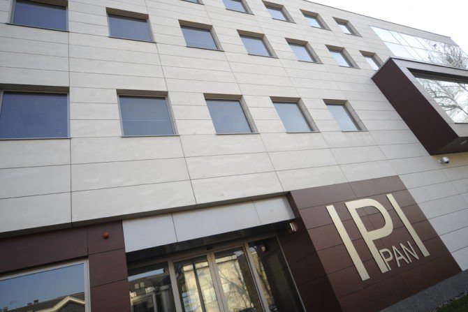 Budynek biurowo-dydaktyczny Instytutu Podstaw Informatycznych PAN, Warszawa, EQUITONE [tectiva] TE10