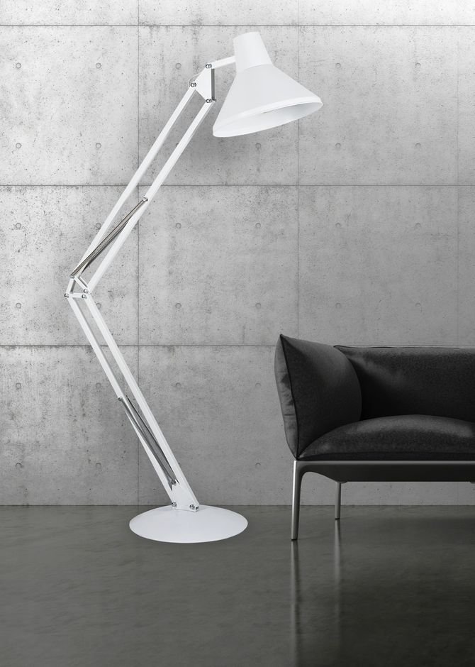 Lampa podłogowa Big Boy to model zainspirowany klasyczną lampką biurkową.