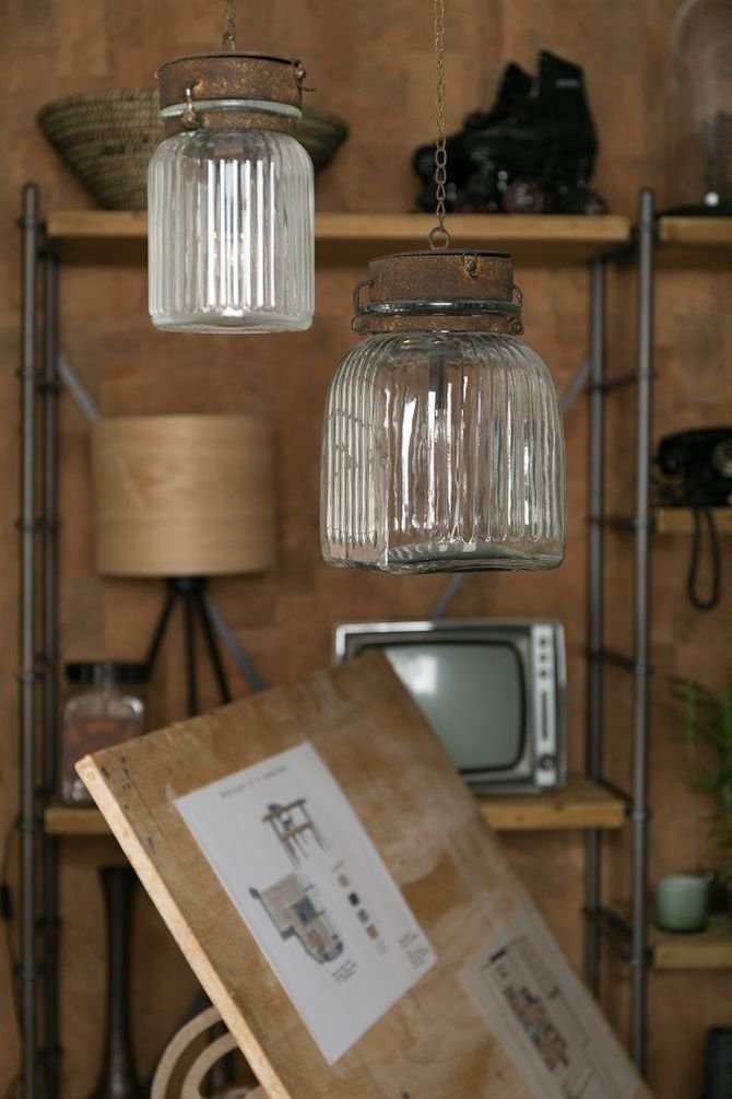 Do niewielkiego natomiast pasują małe lampy Gabe.
