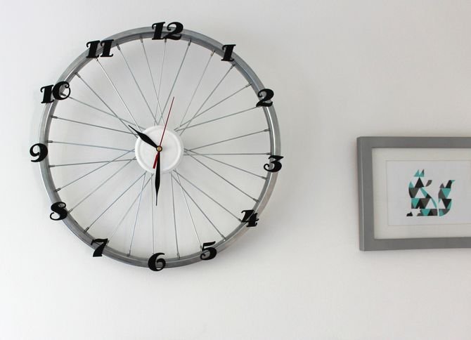 Zegar z koła od roweru