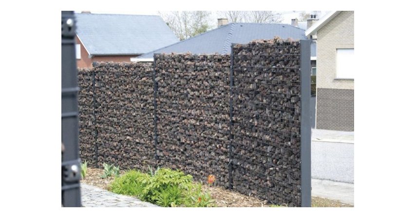 Murek gabionowy zamiast ogrodzenia betonowegoFot. Betafence