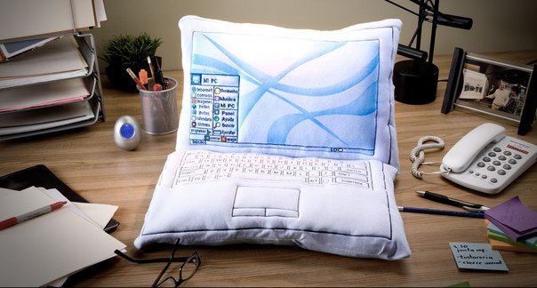 poduszka laptop