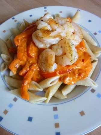 penne z krewetkami i aiwarem