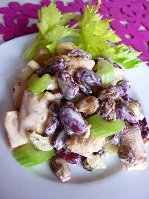 salatka z selera naciowego i kurczaka