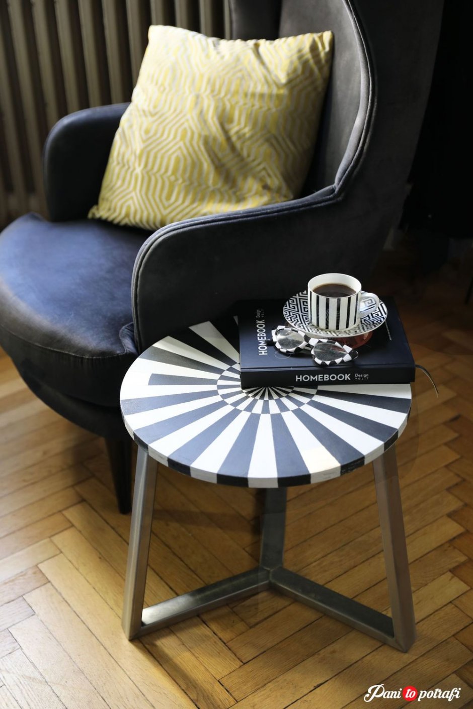 liberon stolik1