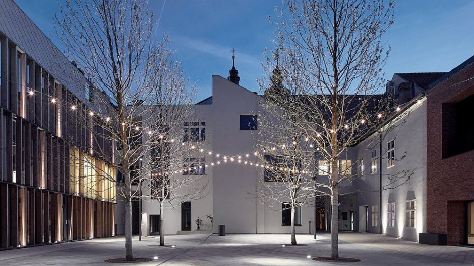 the courtyard non residential slowacja
