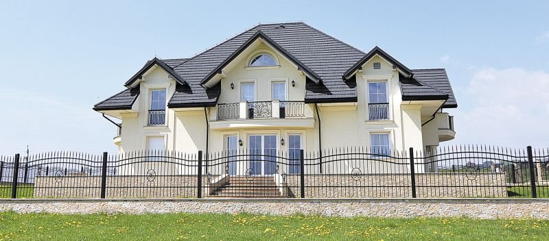 fot10 wymiana pokrycia dachowego na dachówkę z posypką ceramiczną