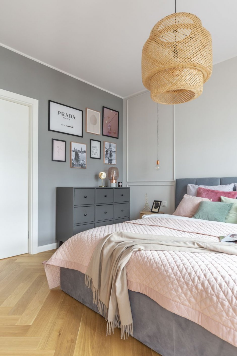 decoroom bialej floty pion poziom2