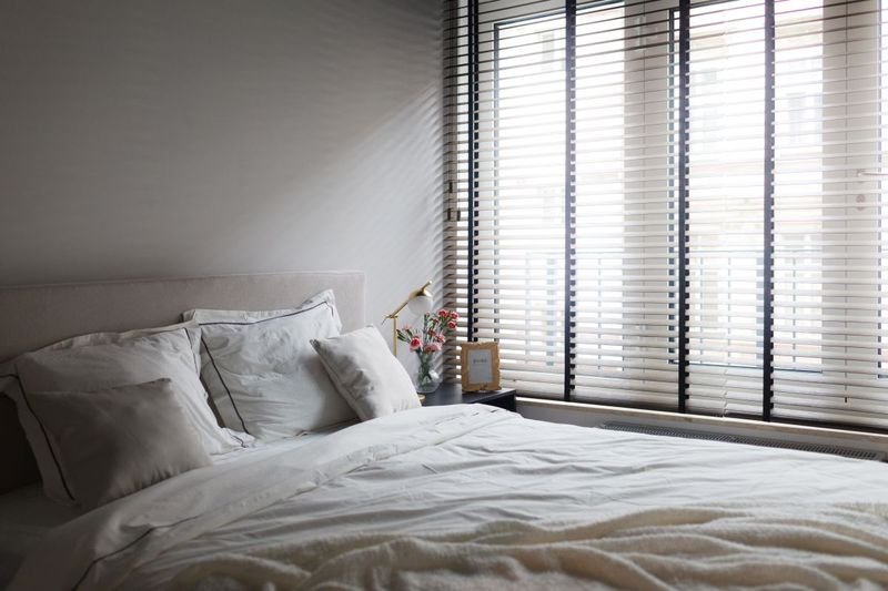 decoroom sypialnia okno