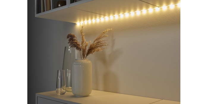 Proste oświetlenie taśmą LED. Fot. Ikea