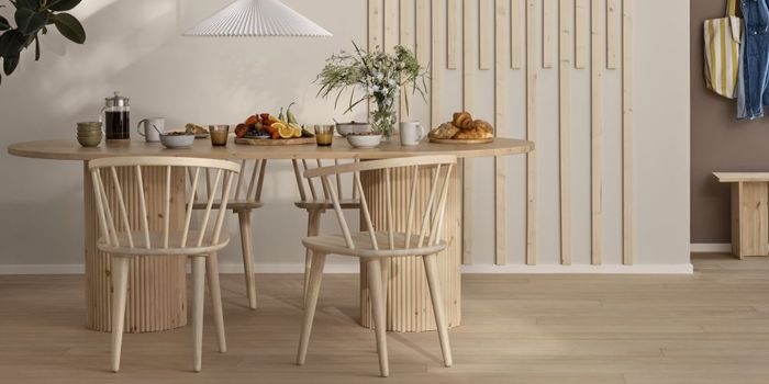 Sposoby zabezpieczania drewnianych podł&oacute;g. Fot. Tikkurila