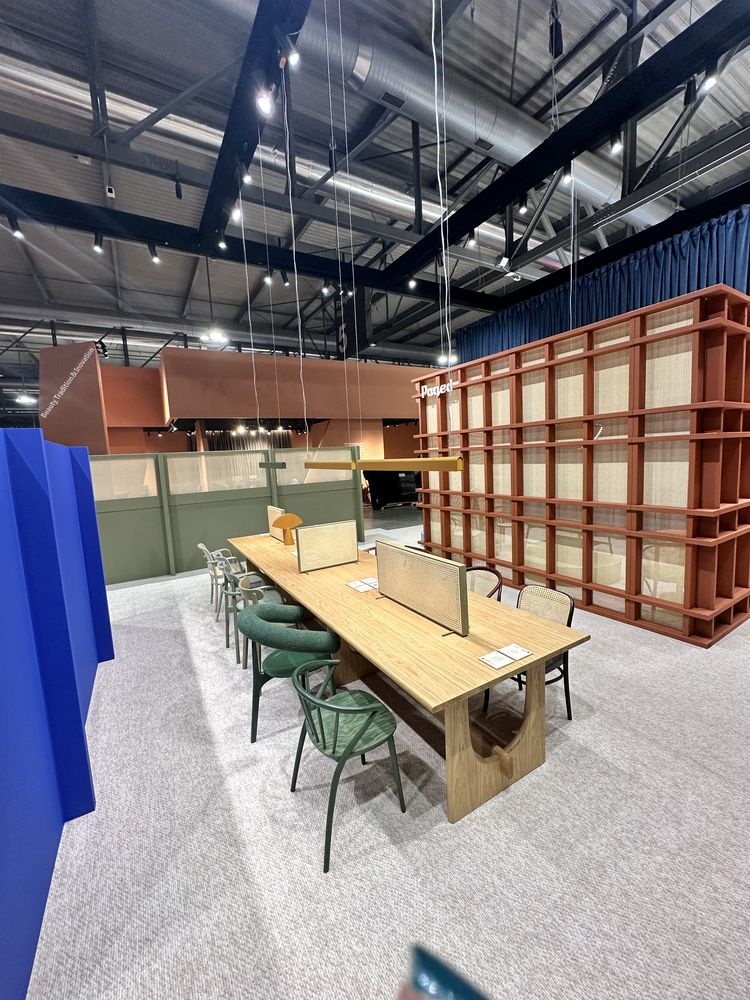 salone del mobile stoisko paged