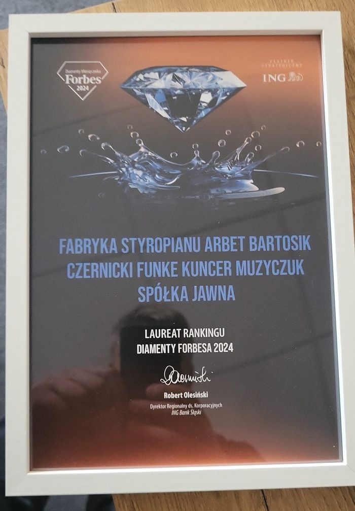 fs arbet doamenty forbesa