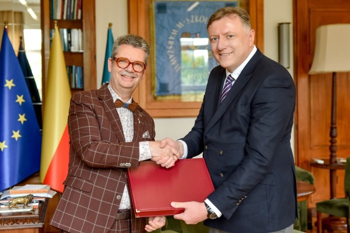 fakro czlonkiem klubu partnerow sgh 3