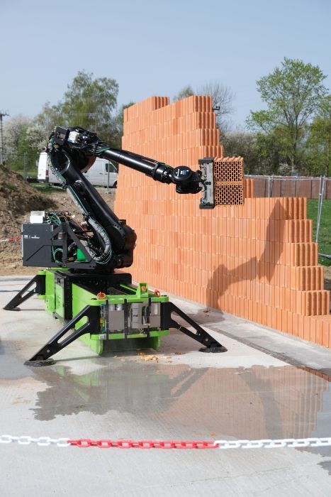 robot do murowania wienerberger