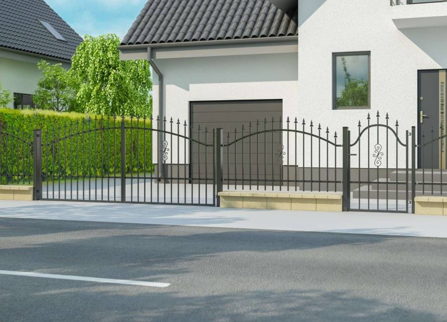 biały dom jednorodzinny z szarym ogrodzeniem i bramą