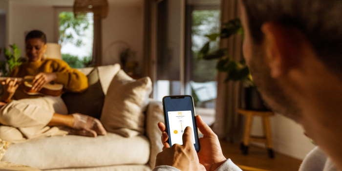 jakie korzyści daje integracja smart home, pompy ciepła i fotowoltaiki? Fot. Somfy