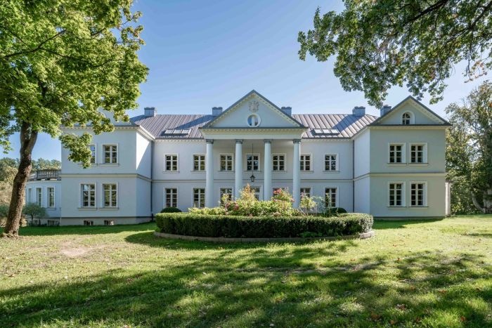 palac pawlowo baumit
