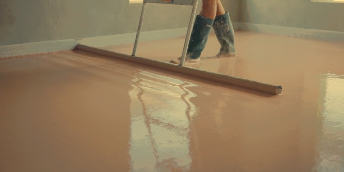 Charakterystyka i zastosowania posadzek anhydrytowych