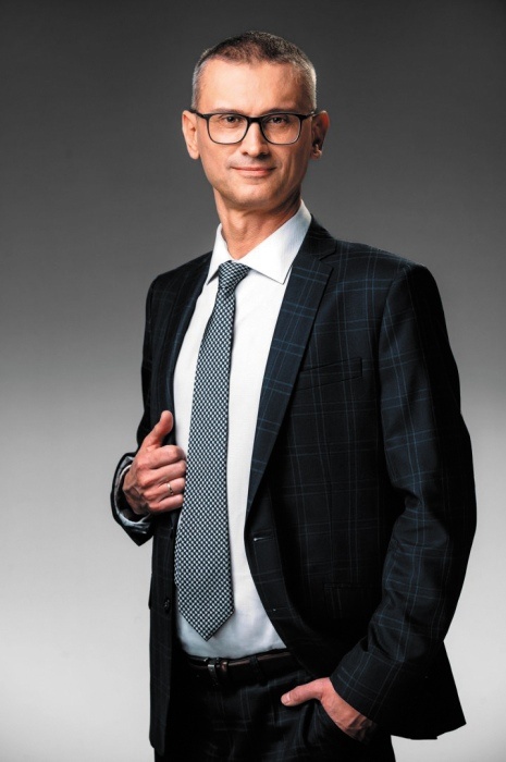 zdjęcie biznesowe mężczyzny